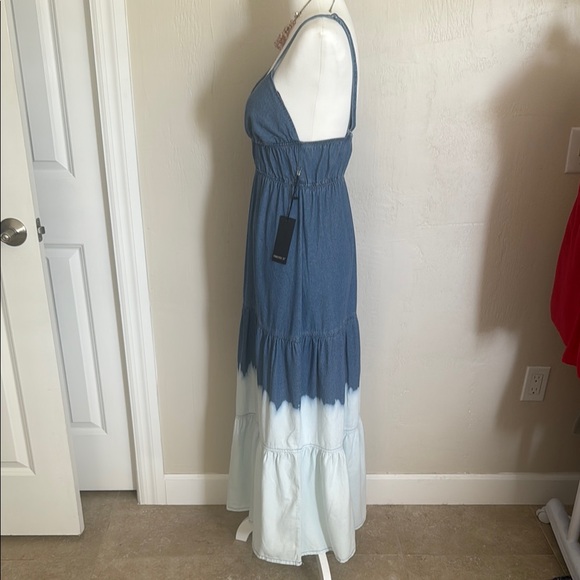Denim Ombre Maxi Dress - Picture 7 of 12